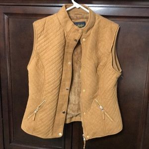 Women’s Suede vest size XL